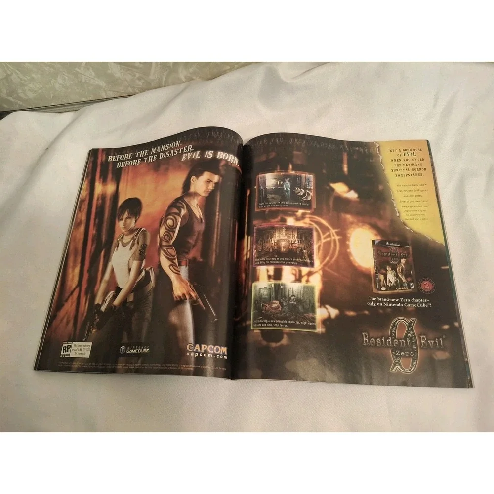 Game Informer Nov 2002 Issue 115 Starcraft Ghost Resident Evil Zero Ad Vice City